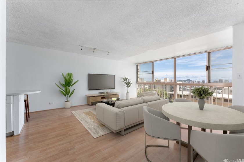 Check out the LOW maintenance feel! RENOVATED and OVERSIZED 1 - Beach Condo for sale in Honolulu, Hawaii on Beachhouse.com