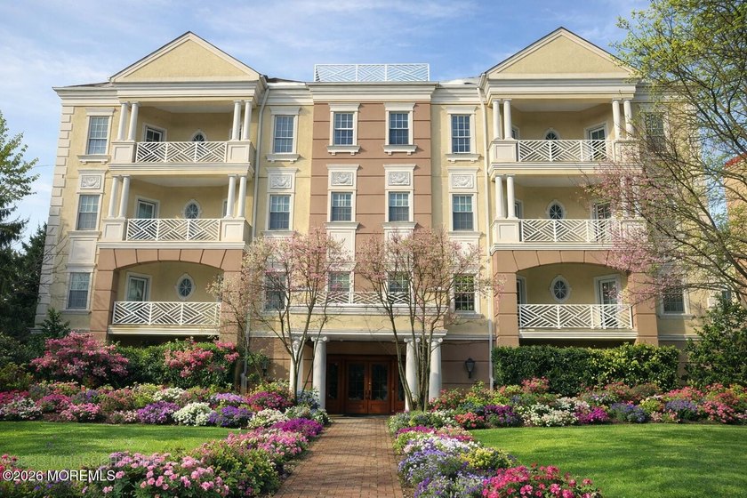 Experience a seamless transition to low-maintenance living - Beach Condo for sale in Manasquan, New Jersey on Beachhouse.com