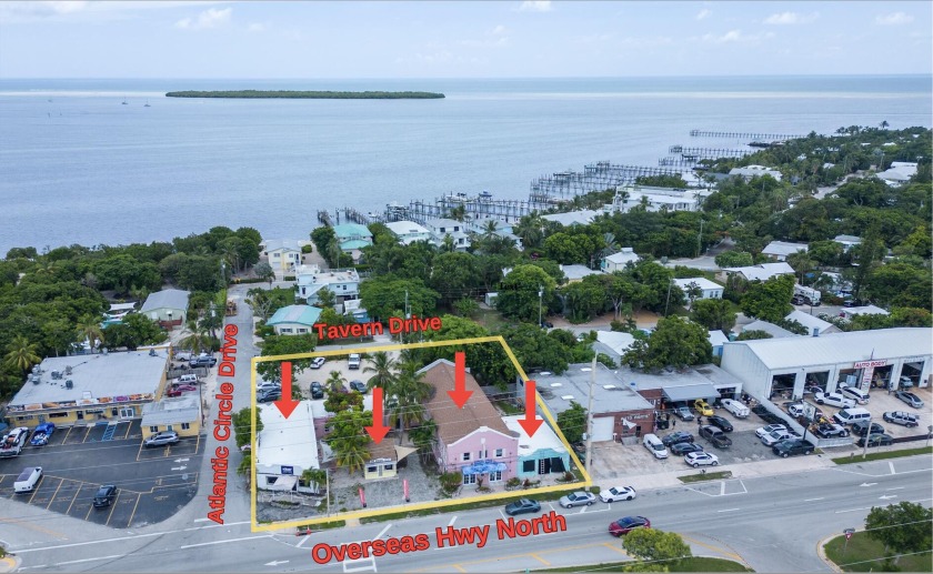 TURN KEY INVESTOR'S DREAM! This incredible commercial mixed use - Beach Commercial for sale in Key Largo, Florida on Beachhouse.com