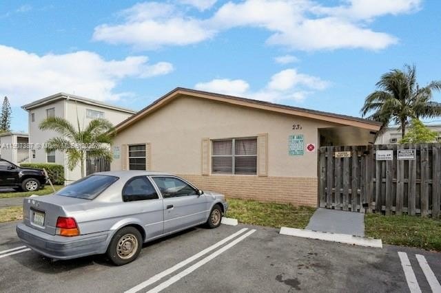 LOCATION, LOCATION!!! Very high income generating property, all - Beach Townhome/Townhouse for sale in Pompano Beach, Florida on Beachhouse.com