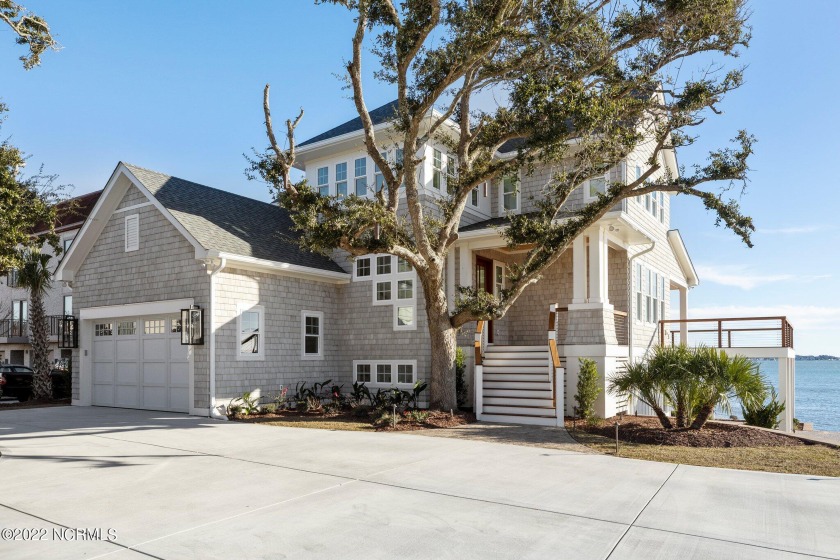 Stunning waterfront custom built home. You must see to believe - Beach Home for sale in Morehead City, North Carolina on Beachhouse.com