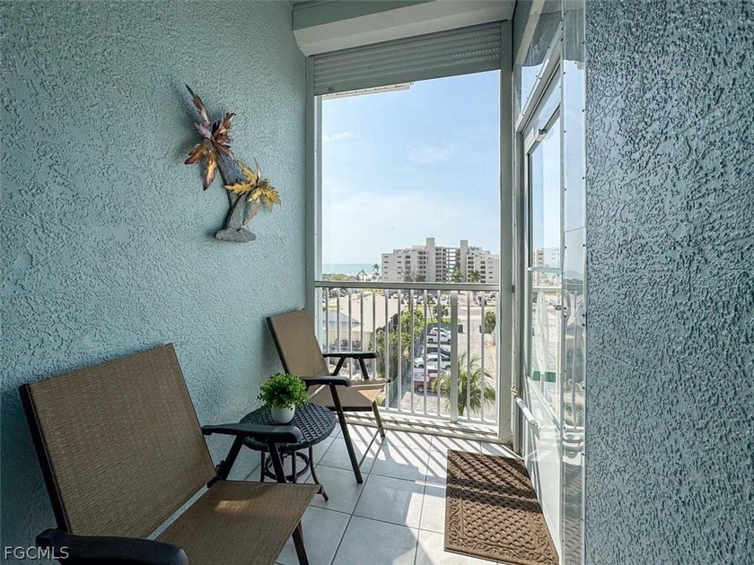 IT'S ALL ABOUT THE GULF-TO-BAY VIEWS from this TOP-FLOOR - Beach Condo for sale in Fort Myers Beach, Florida on Beachhouse.com