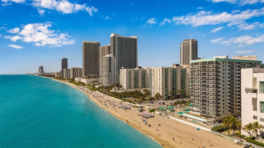 Amazing beachfront unit with ocean views. One of the best lines - Beach Condo for sale in Hollywood, Florida on Beachhouse.com
