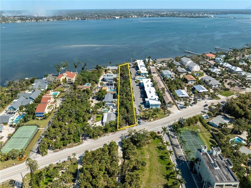 Fantastic opportunity to own nearly an acre on the bay in - Beach Lot for sale in Englewood, Florida on Beachhouse.com