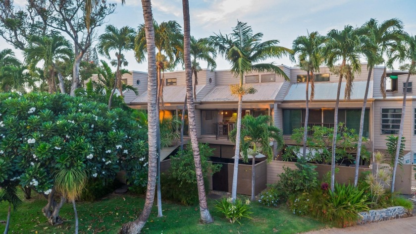 Charming Treehouse-Style Condo Near the Beach at The Boardwalk ! - Beach Condo for sale in Kihei, Hawaii on Beachhouse.com