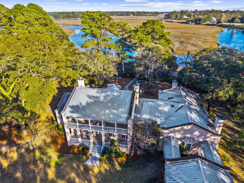 Set on nearly nine beautifully maintained acres along the - Beach Home for sale in Edisto Island, South Carolina on Beachhouse.com