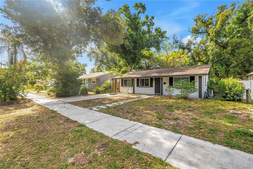 Flexible St. Petersburg living with bonus space and room to - Beach Home for sale in St. Petersburg, Florida on Beachhouse.com