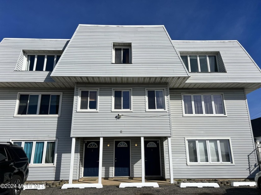 VIEWS, VIEWS, VIEWS!!! You will love this spacious top floor 2 - Beach Condo for sale in Seaside Heights, New Jersey on Beachhouse.com