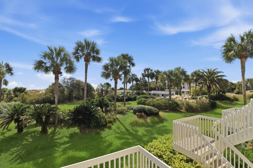 Charming oceanfront condo centrally located within Wild Dunes - Beach Condo for sale in Isle of Palms, South Carolina on Beachhouse.com