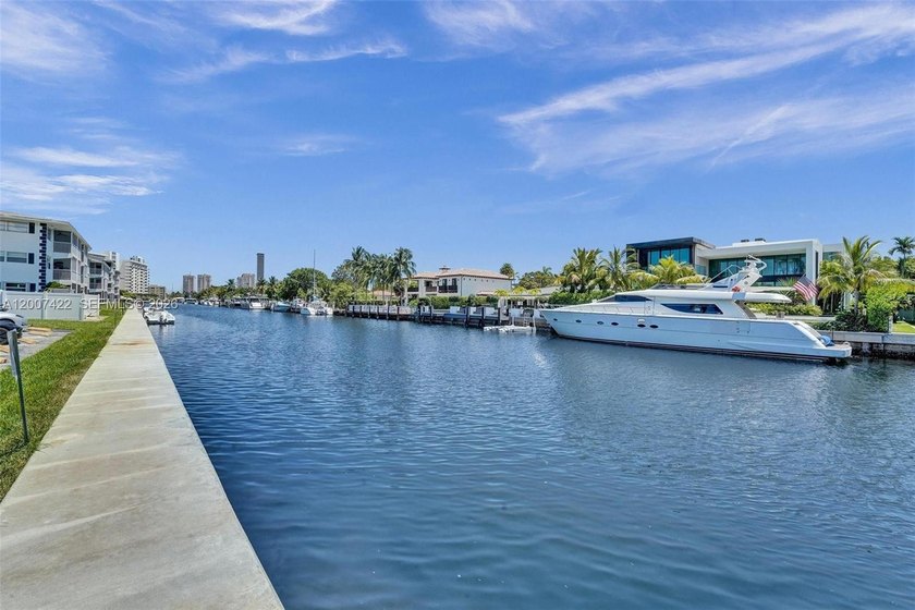 455 Paradise Isle Blvd, Hallandale, FL.  Waterfront living - Beach Other for sale in Hallandale Beach, Florida on Beachhouse.com