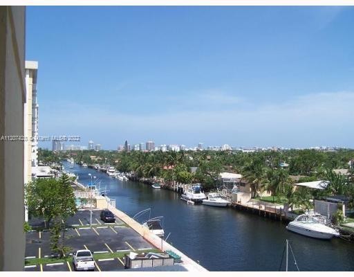 Wonderfull corner unit, with amazing view of the ocean and - Beach Condo for sale in North  Miami, Florida on Beachhouse.com
