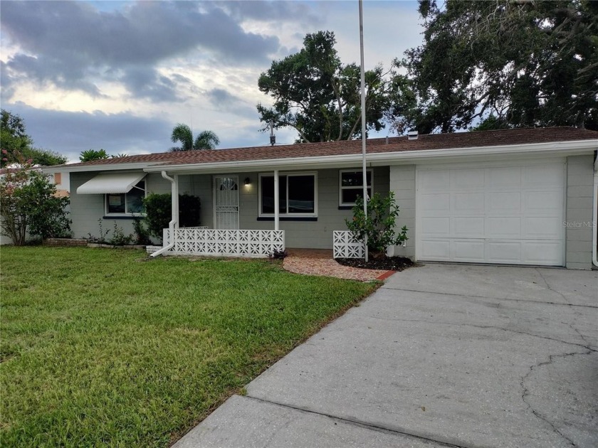 Location, location, location! Welcome to this well maintained - Beach Home for sale in Seminole, Florida on Beachhouse.com