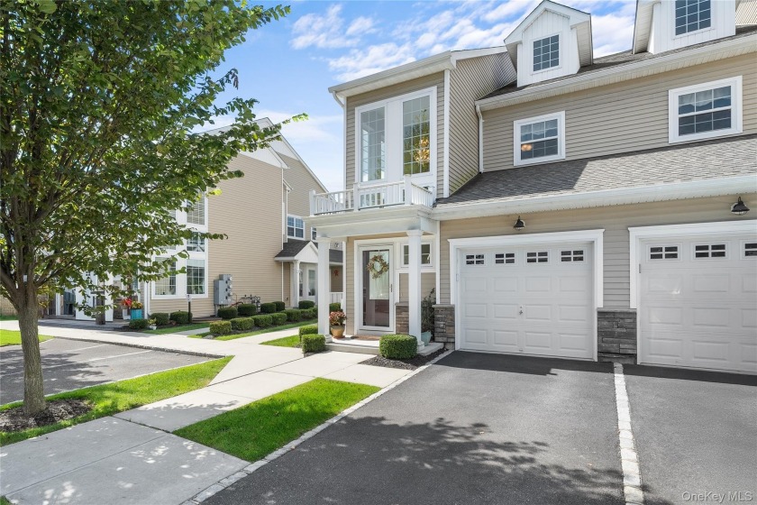 Welcome to The Vineyards at Blue Point, where luxury meets ease - Beach Condo for sale in Blue Point, New York on Beachhouse.com