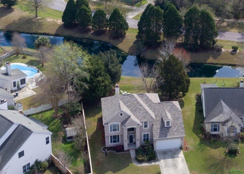 Welcome to this beautifully maintained home where comfort - Beach Home for sale in Charleston, South Carolina on Beachhouse.com