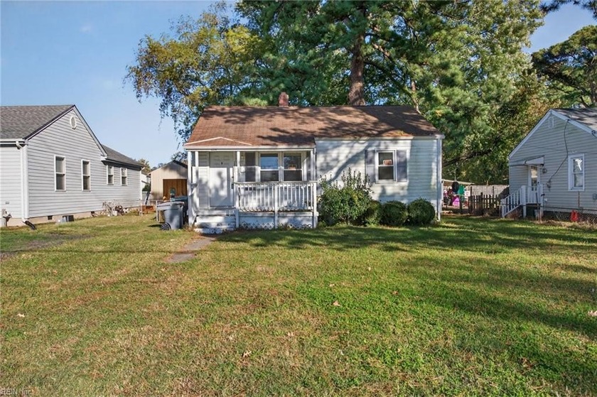 CALLING ALL INVESTORS, AND OWNER OCCUPANTS AS WELL!  CHECK OUT - Beach Home for sale in Hampton, Virginia on Beachhouse.com