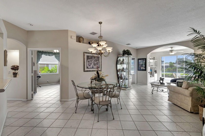 Welcome to this beautiful villa in the super-active adult - Beach Home for sale in Boynton Beach, Florida on Beachhouse.com