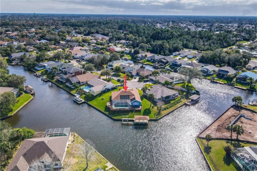*** MOTIVATED SELLER *** PANORAMIC WATER FRONTAGE (180 Ft) on - Beach Home for sale in Palm Coast, Florida on Beachhouse.com