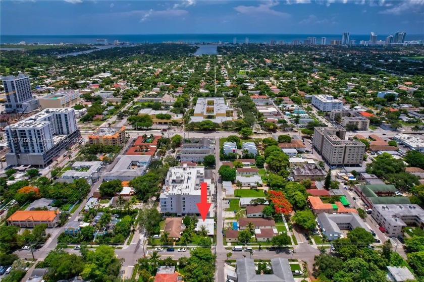 2 Bedroom 2 Bathroom Corner Lot Single Family Home in Hollywood - Beach Home for sale in Hollywood, Florida on Beachhouse.com