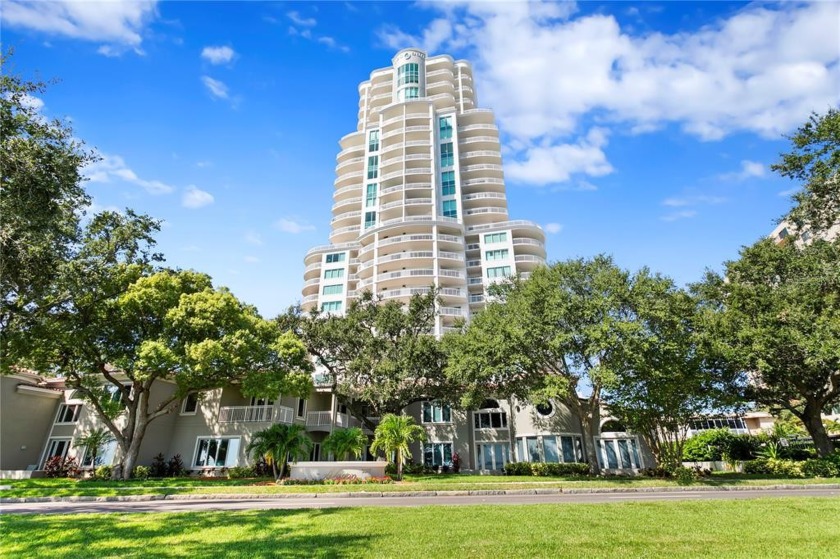 This is your RARE and UNIQUE opportunity to own one of the most - Beach Townhome/Townhouse for sale in Tampa, Florida on Beachhouse.com