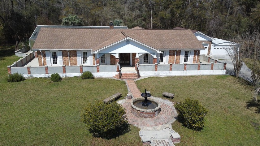 Welcome to Eden, a serene 35-acre sanctuary on Johns Island - Beach Home for sale in Johns Island, South Carolina on Beachhouse.com