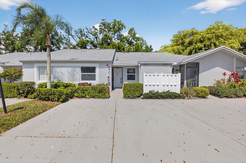 This beautifully remodeled and move-in ready 2-bedroom - Beach Home for sale in Boca Raton, Florida on Beachhouse.com