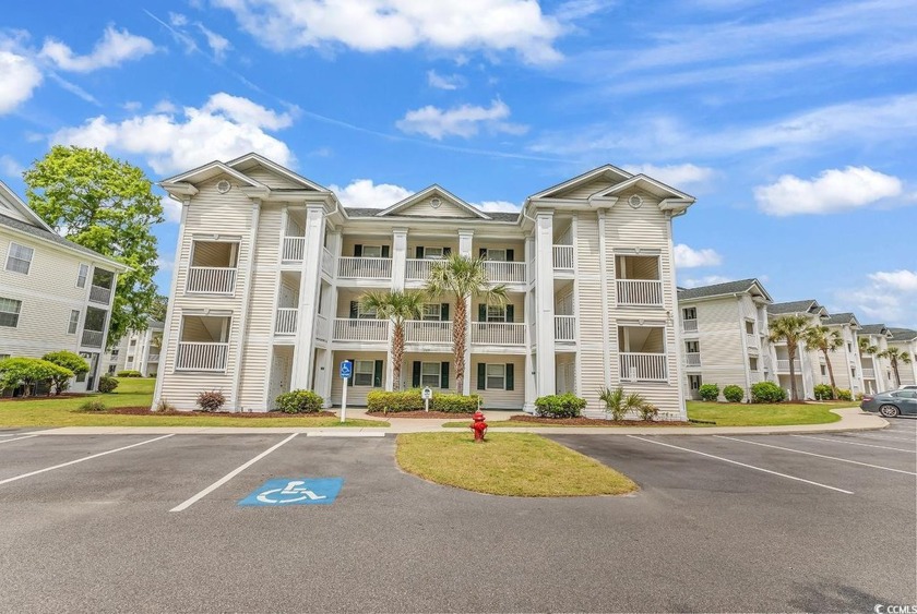 Welcome to River Oaks Condos! This updated 2-bedroom, 2-bath end - Beach Condo for sale in Myrtle Beach, South Carolina on Beachhouse.com