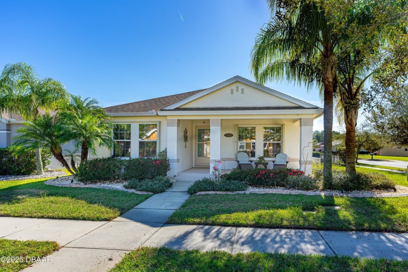 Welcome to this charming corner lot home in the heart of - Beach Home for sale in New Smyrna Beach, Florida on Beachhouse.com