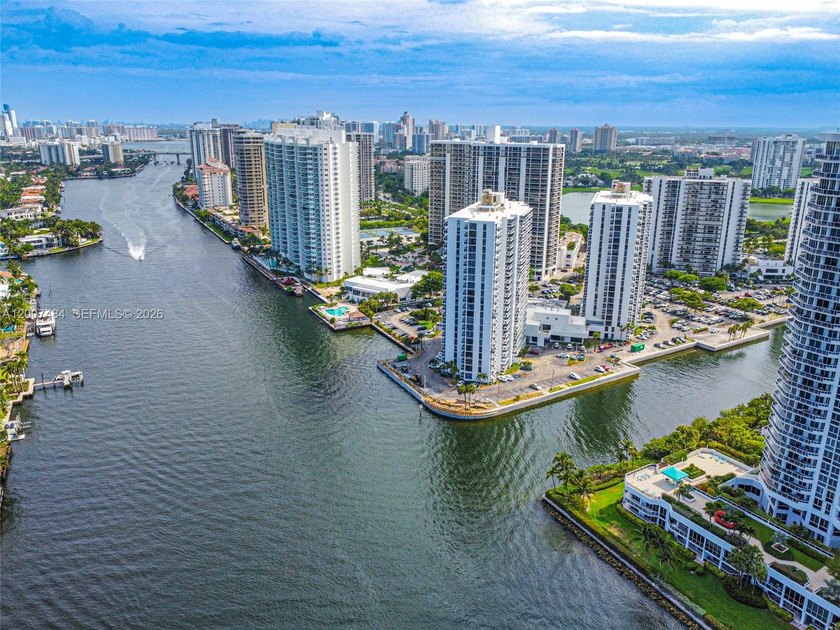 Spectacular water views from every room! Welcome to your dream - Beach Condo for sale in Aventura, Florida on Beachhouse.com