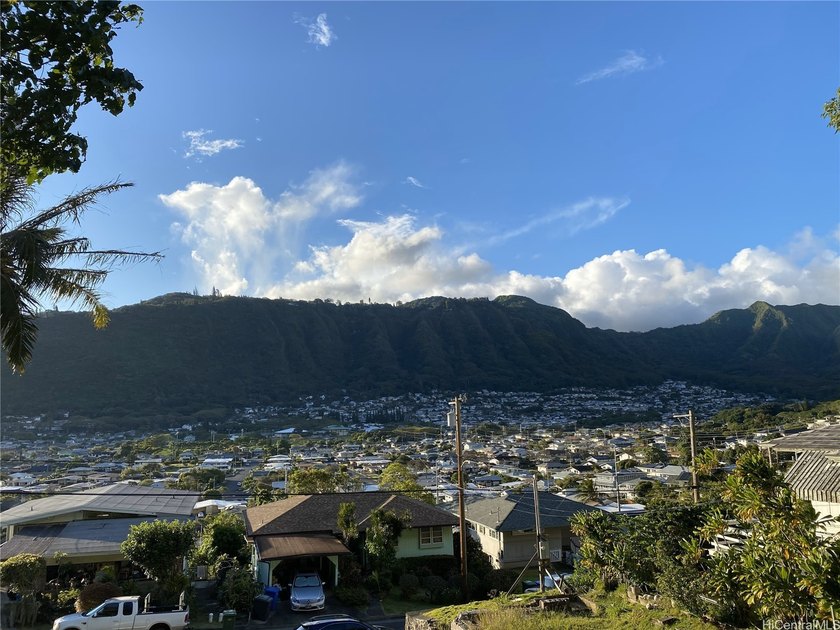 Fantastic Manoa hillside opportunity to build your dream home - Beach Lot for sale in Honolulu, Hawaii on Beachhouse.com