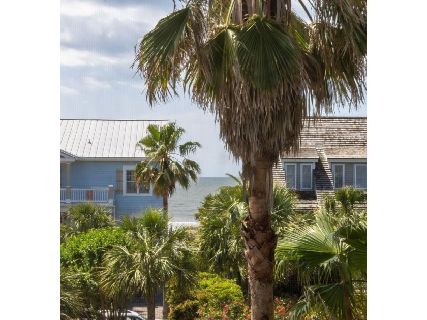 Looking for an investment property, second home or primary - Beach Home for sale in Isle of Palms, South Carolina on Beachhouse.com