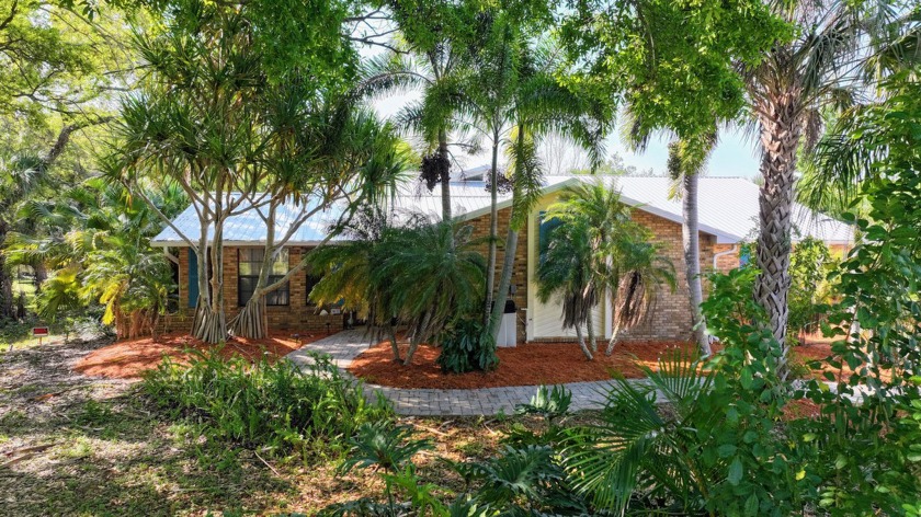 WELCOME HOME!! This Beautiful 5 bedroom , 3 Bath , 2 Car Garage - Beach Home for sale in Merritt Island, Florida on Beachhouse.com