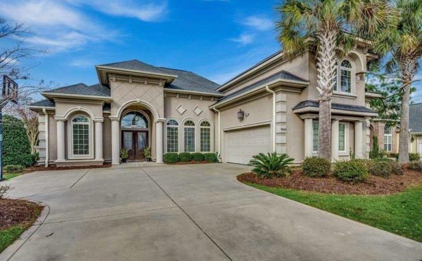 Welcome to this impeccably maintained 4-bedroom, 3-bathroom - Beach Home for sale in Myrtle Beach, South Carolina on Beachhouse.com
