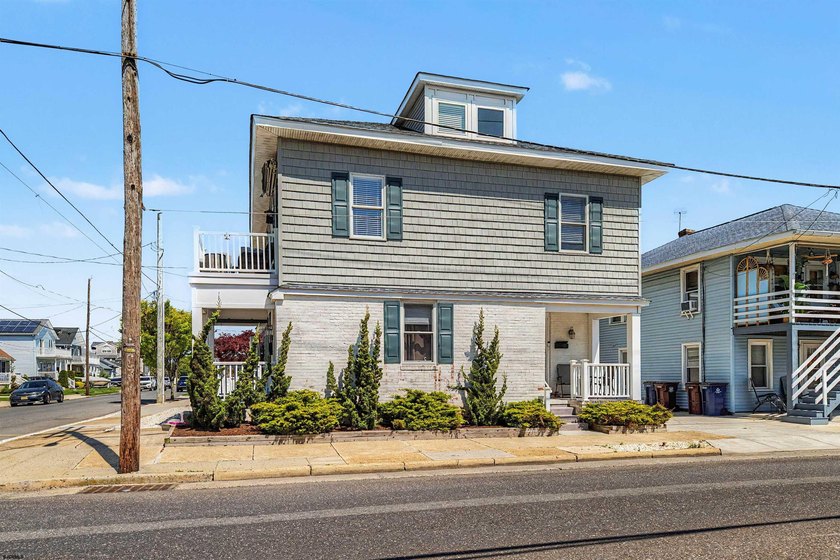 Looking for a beautifully maintained 3-bedroom, 2-bath second - Beach Condo for sale in Ventnor Heights, New Jersey on Beachhouse.com