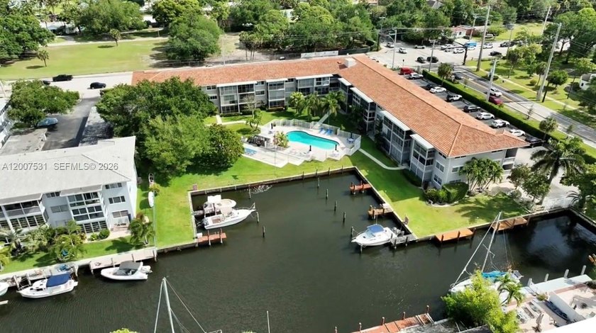 Enjoy looking out from your screened-in porch--Florida - Beach Condo for sale in Fort Lauderdale, Florida on Beachhouse.com