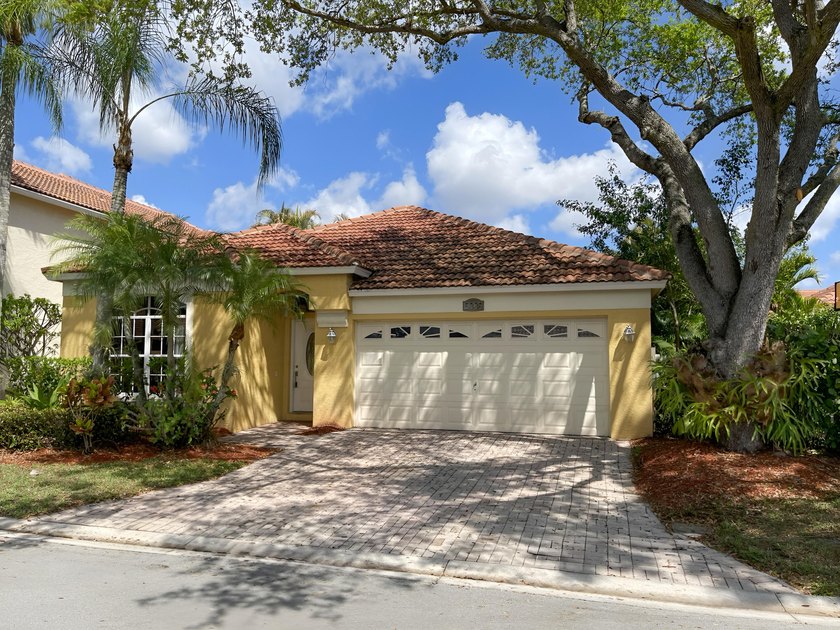 Great opportunity to own this 3-bedroom, 2-bathroom home located - Beach Home for sale in Riviera Beach, Florida on Beachhouse.com