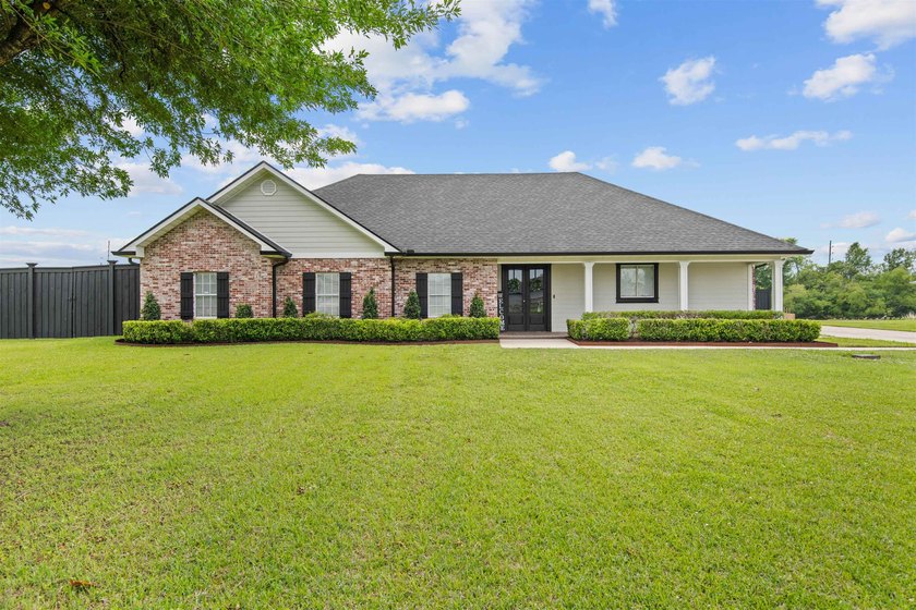 THE ONE Everyone has been waiting for...and yes...it's even - Beach Home for sale in Bourg, Louisiana on Beachhouse.com