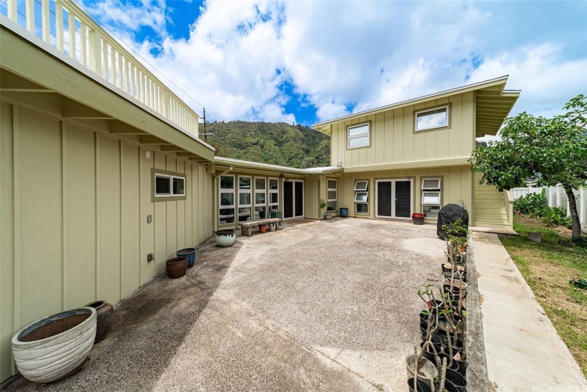 Welcome to this exquisite Manoa gem. This beautiful, fully - Beach Home for sale in Honolulu, Hawaii on Beachhouse.com