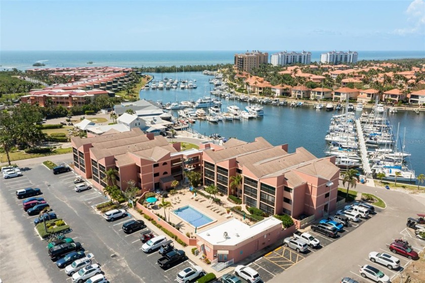 Don't miss this opportunity in the heart of Burnt Store Marina! - Beach Condo for sale in Punta Gorda, Florida on Beachhouse.com