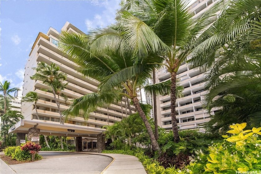 Excellent buy! Spacious 1-bedroom, 1-bath unit with open - Beach Condo for sale in Honolulu, Hawaii on Beachhouse.com