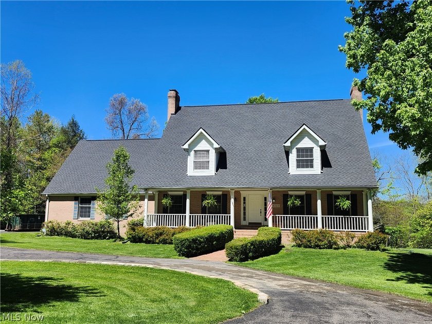 Welcome to 1013 Brandt Road. An amazing opportunity to own this - Beach Home for sale in Geneva, Ohio on Beachhouse.com
