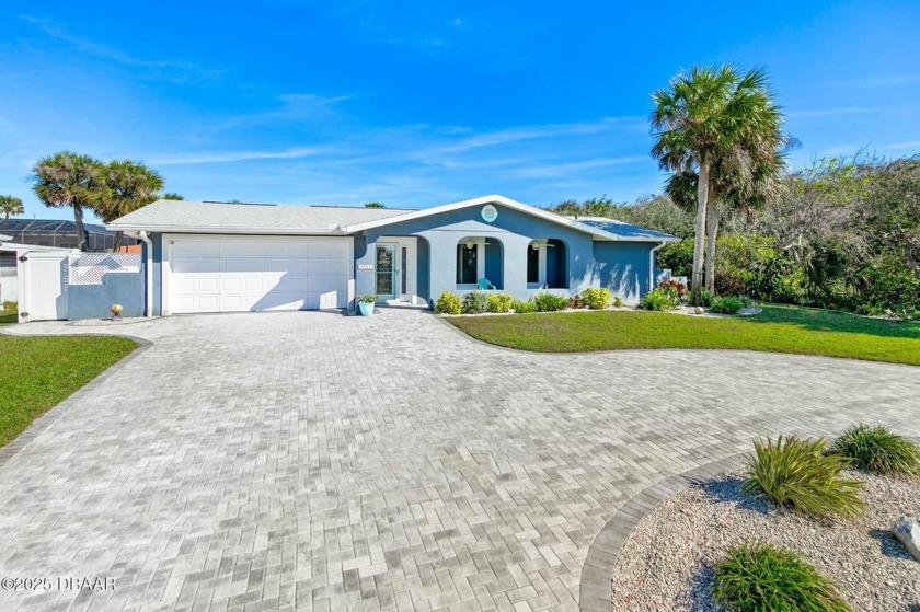 BEAUTIFULLY UPDATED and METICULOUSLY MAINTAINED 3BR/2BA - Beach Home for sale in Ponce Inlet, Florida on Beachhouse.com