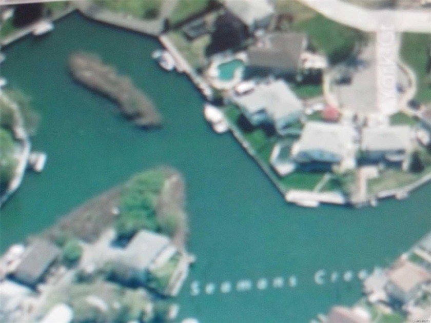 Are You A Builder! Are You A Boater ! Or Just Want To Live On - Beach Lot for sale in Seaford, New York on Beachhouse.com