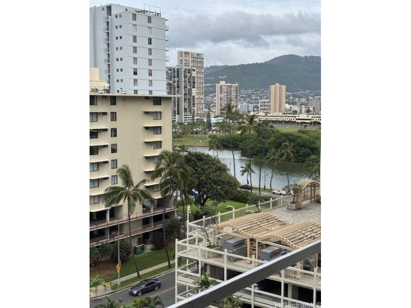 Welcome to your slice of island living at Seaside Towers in - Beach Condo for sale in Honolulu, Hawaii on Beachhouse.com