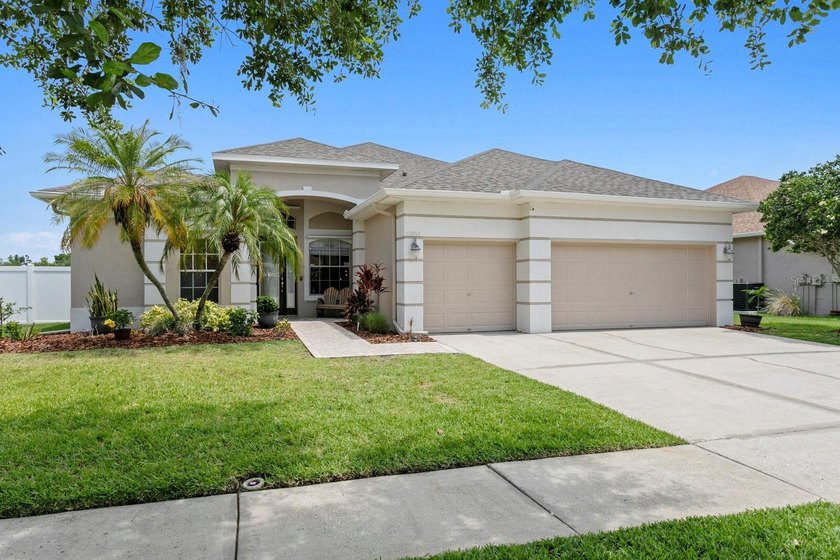 If you've been searching for a beautiful waterfront pool home - Beach Home for sale in Land O Lakes, Florida on Beachhouse.com