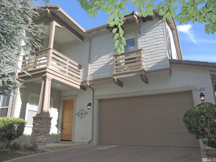 VALUE at $245.00 per square foot this townhome 2635 sq ft 4 bed - Beach Home for sale in Reno, Nevada on Beachhouse.com