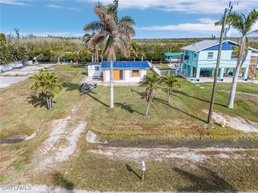 Great location on a large lot on the the south end of Pine - Beach Home for sale in St. James City, Florida on Beachhouse.com