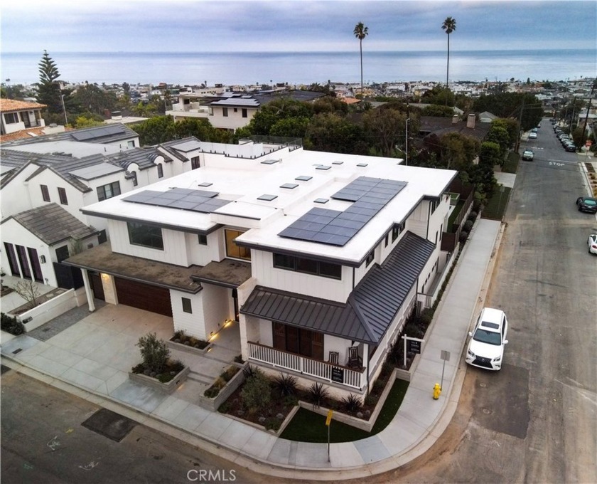 Custom new build. All levels except basement have beautiful - Beach Home for sale in Hermosa Beach, California on Beachhouse.com