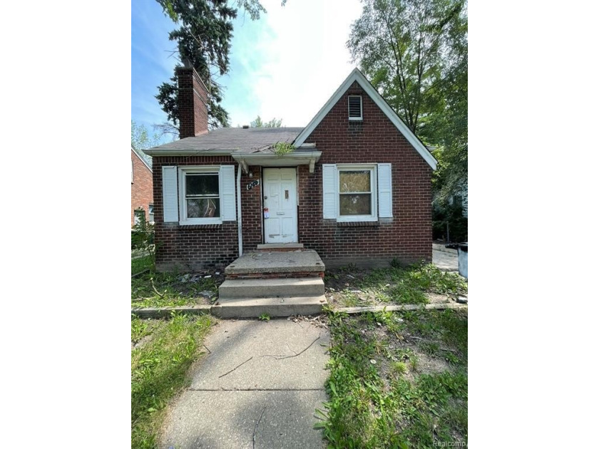 Investor Special - Great Opportunity on Detroit's East Side! - Beach Home for sale in Detroit, Michigan on Beachhouse.com
