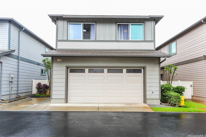 VA ASSUMABLE at 3.1% RATE! This stylish contemporary home - Beach Home for sale in Ewa Beach, Hawaii on Beachhouse.com