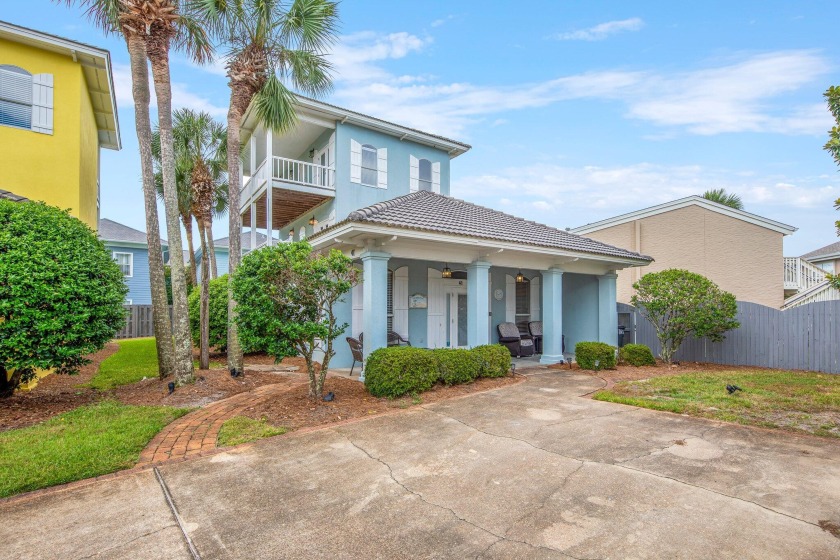 You'll love this spacious and desirable home minutes to the - Beach Home for sale in Miramar Beach, Florida on Beachhouse.com